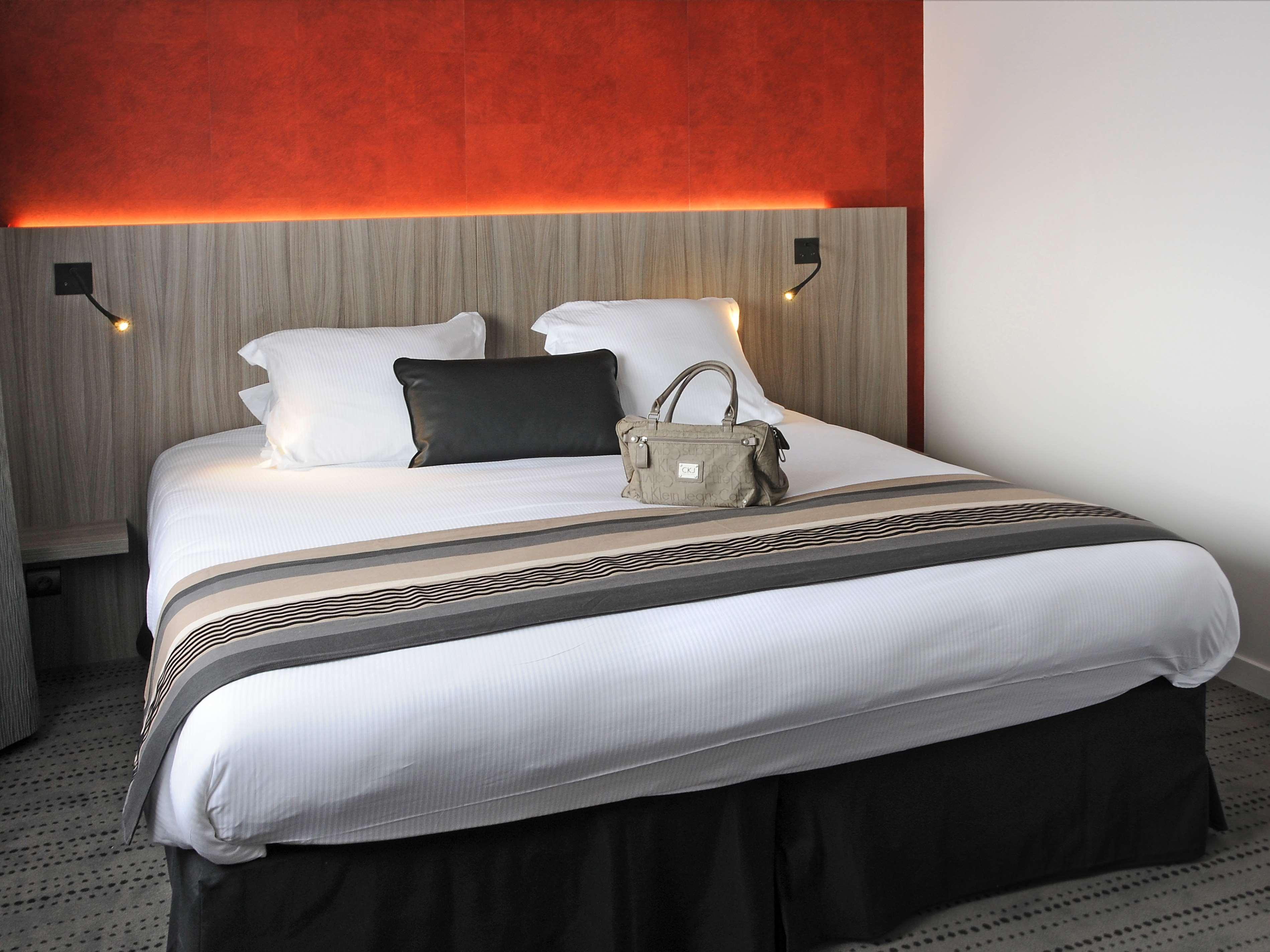 Best Western Plus Hotel & Spa De Chassieu Exterior photo