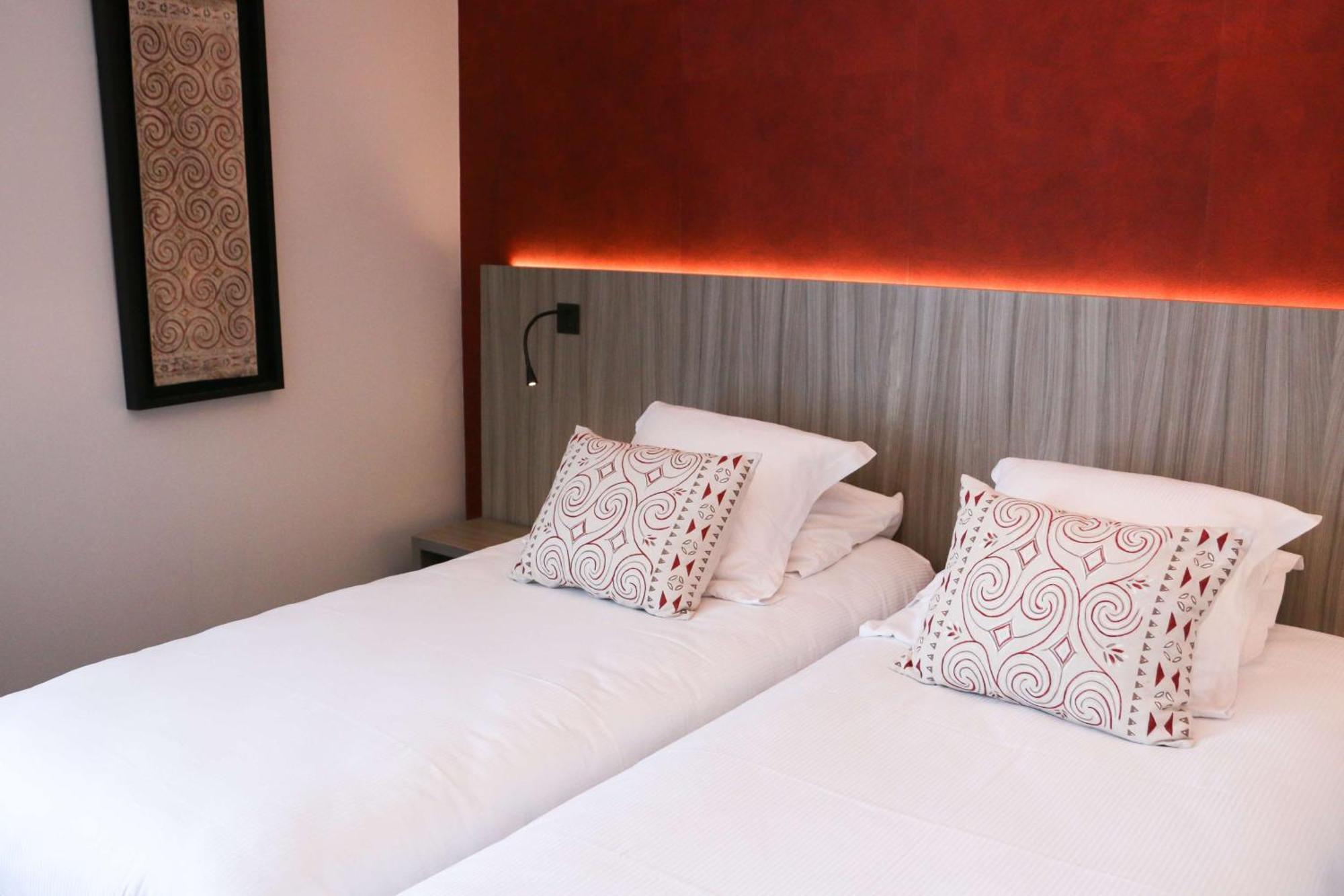 Best Western Plus Hotel & Spa De Chassieu Exterior photo